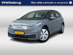 Volkswagen ID.3 - Life 58 kWh / Navigatie / Parkeer sensoren / Stoelverwarming /
