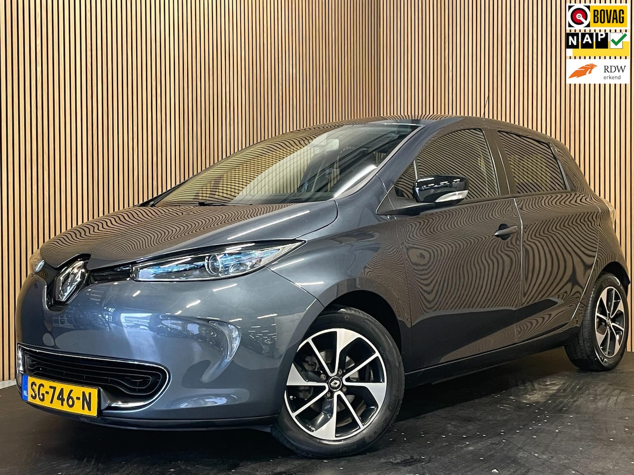 Renault Zoe - R90 Intens 41 kWh (ex Accu) |GROTE ACCU|KEYLESS|CAMERA|CRUISE CONTROL|AIRCO|DEALER ONDERHO - AutoWereld.nl