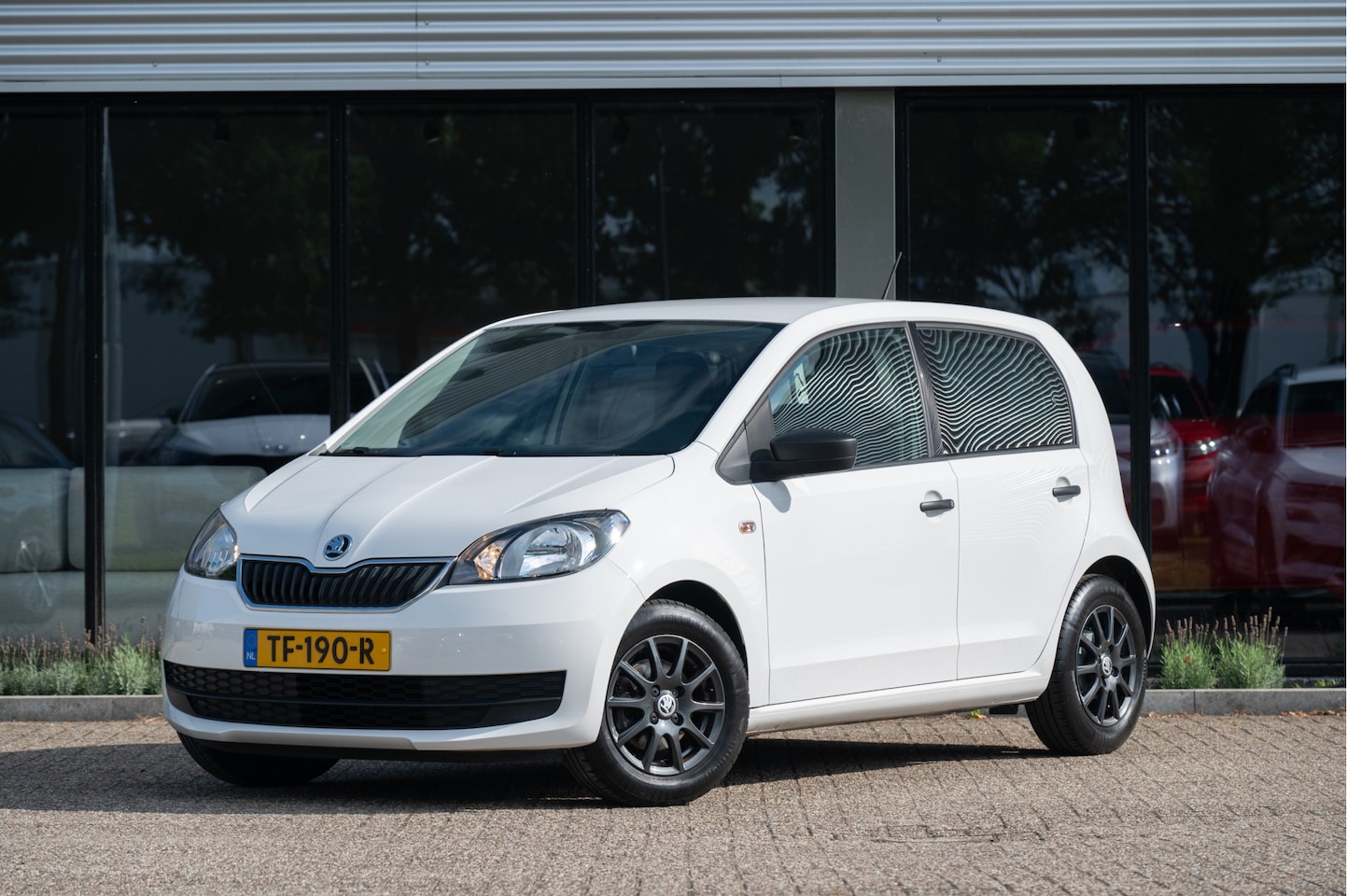 Skoda Citigo - 1.0 Greentech Active | Org. NL | 5 Drs | DAB | USB | Bleutooth | Subwoofer | Lichtmetaal - AutoWereld.nl