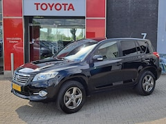 Toyota RAV4 - 2.0 VVTi X-Style 2WD VERSTELBARE ACHTERSTOELEN 2.000KG GEREMD TREKHAAK STOELVERWARMING