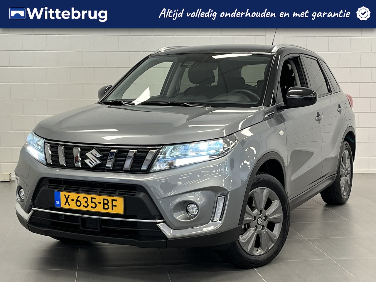 Suzuki Vitara - 1.5 Hybrid Select TREKHAAK | NAVIGATIE | TWO TONE LAK | KEURIGE AUTO! - AutoWereld.nl