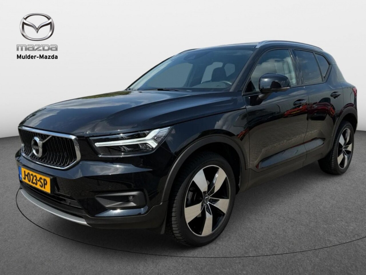 Volvo XC40 - T2 Business Pro Aut. Panoramadak HarmanKardon 360cam - AutoWereld.nl