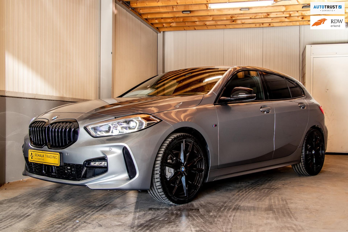 BMW 1-serie - 118i|M-sport|ACC|NW 18inch|Fabrieksgarantie - AutoWereld.nl