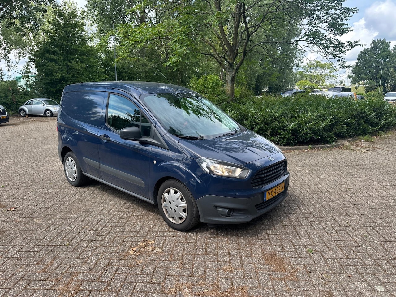 Ford Transit Courier - 1.5 TDCI Airco Blue Edition - AutoWereld.nl