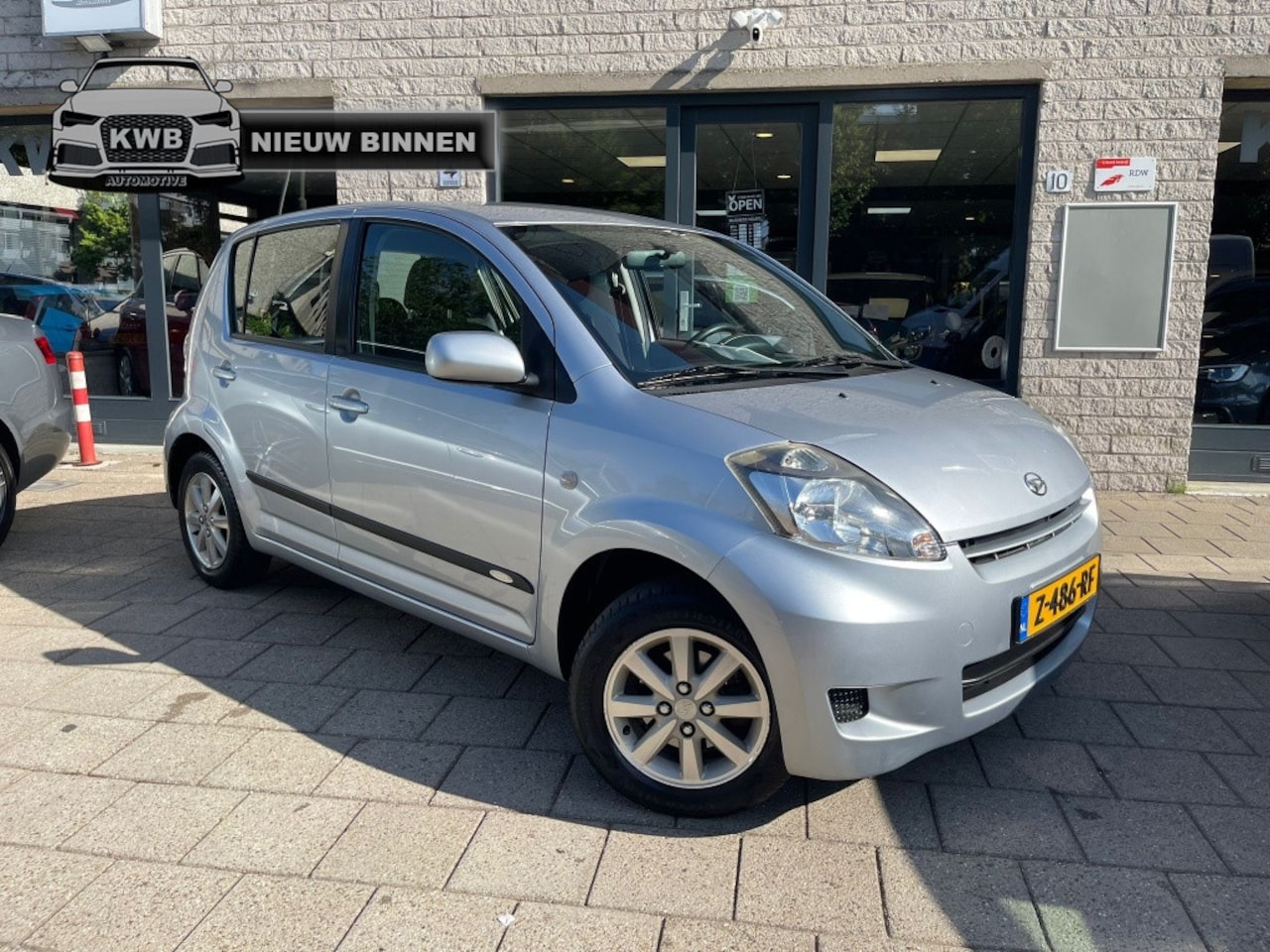Daihatsu Sirion 2 - 1.3-16V Supreme Airco Nieuwe apk 5Drs - AutoWereld.nl