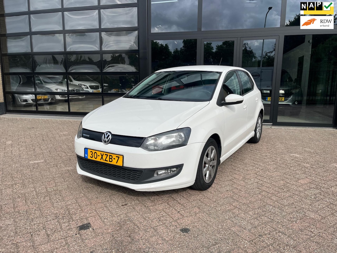 Volkswagen Polo - 1.2 TDI BlueMotion Comfortline 1.2 TDI BlueMotion Comfortline,rijbare schade - AutoWereld.nl