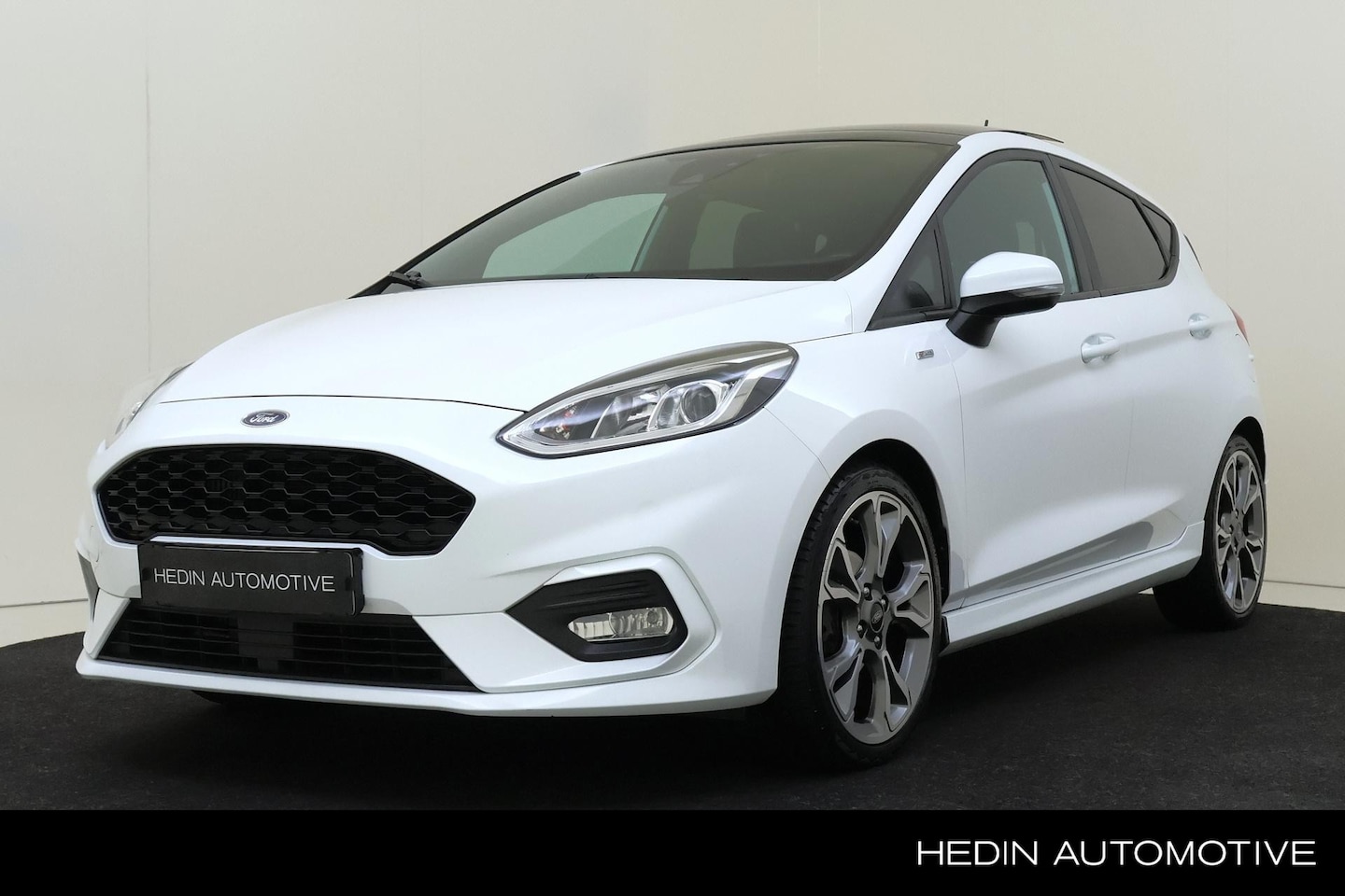 Ford Fiesta - 1.0 EcoBoost ST-Line | Panorama dak | 18 inch | Privacy Glass - AutoWereld.nl