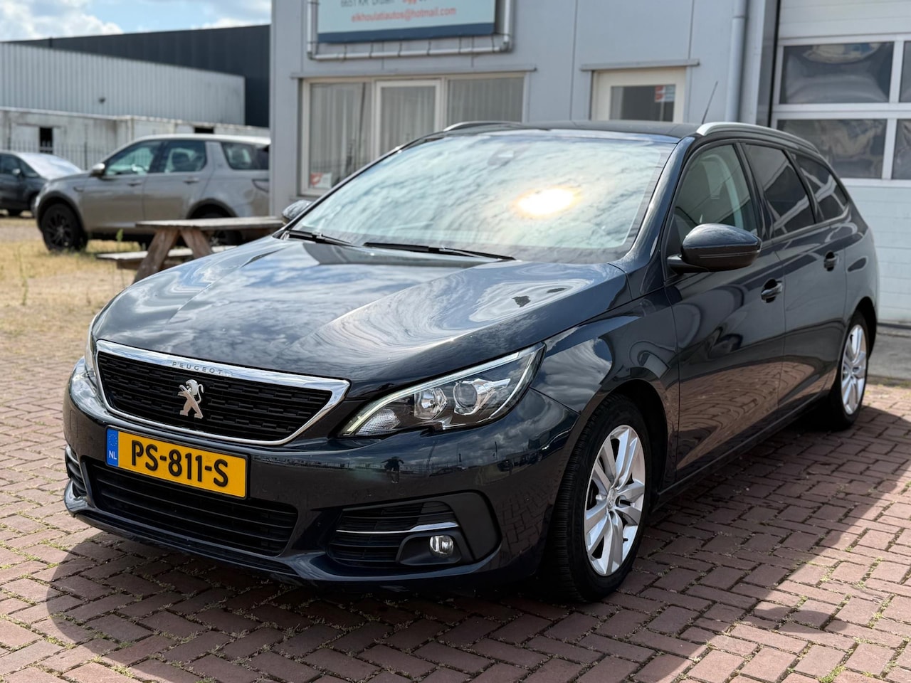 Peugeot 308 SW - 1.6 BlueHDI Blue Lease Executive Export - AutoWereld.nl