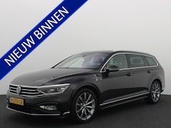 Volkswagen Passat Variant - 1.5 TSI Elegance Business R FACELIFT / R-LINE / AUTOMAAT / GR NAVI / TREKHAAK / STOELVERW