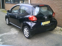 Toyota Aygo - 1.0-12V +
