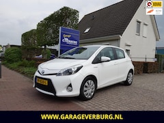 Toyota Yaris - 1.5 Full Hybrid Aspiration (Achteruitrijcamera, Cruise, Keyless start)