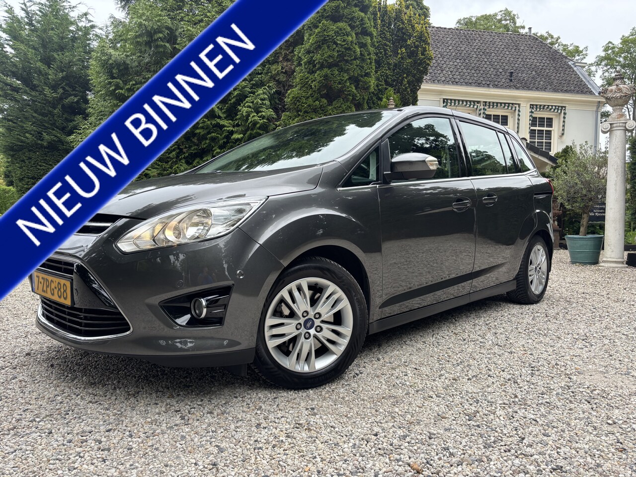 Ford Grand C-Max - 1.0 Edition Plus / Navi. / Camera / Nieuwe Distributie - AutoWereld.nl