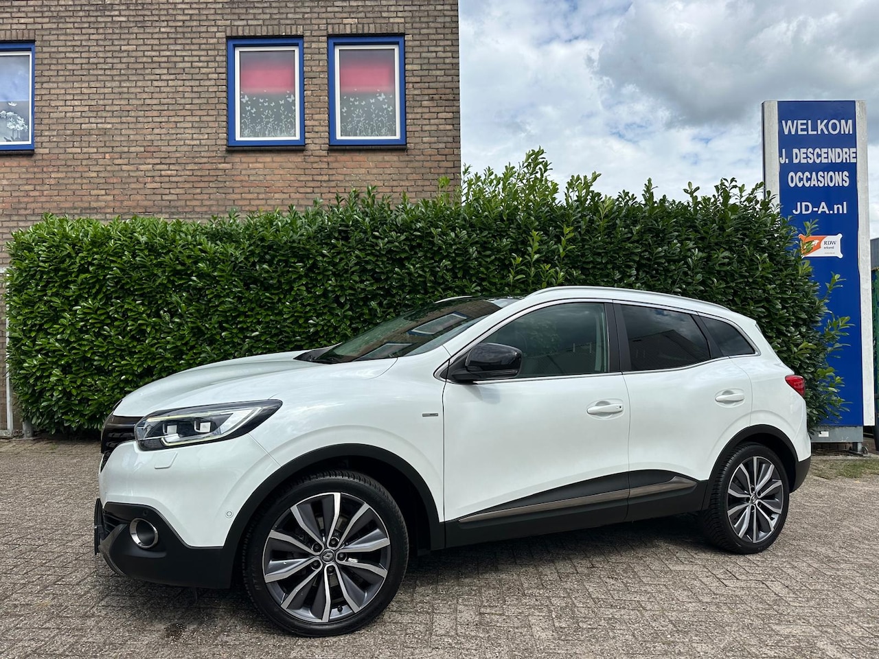 Renault Kadjar - 1.2 TCe Bose Panoramadak, Camera, Climate C, Cruise C!!!! - AutoWereld.nl