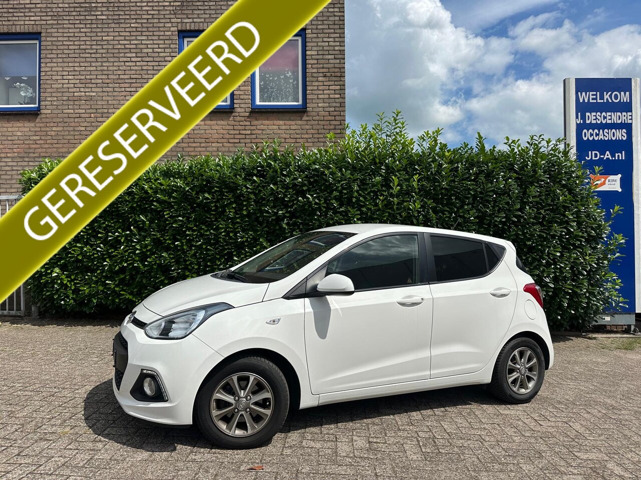 Hyundai i10 - 1.0i i-Motion Airco, Cruise C, Stoelverw, Lmv!!!! - AutoWereld.nl