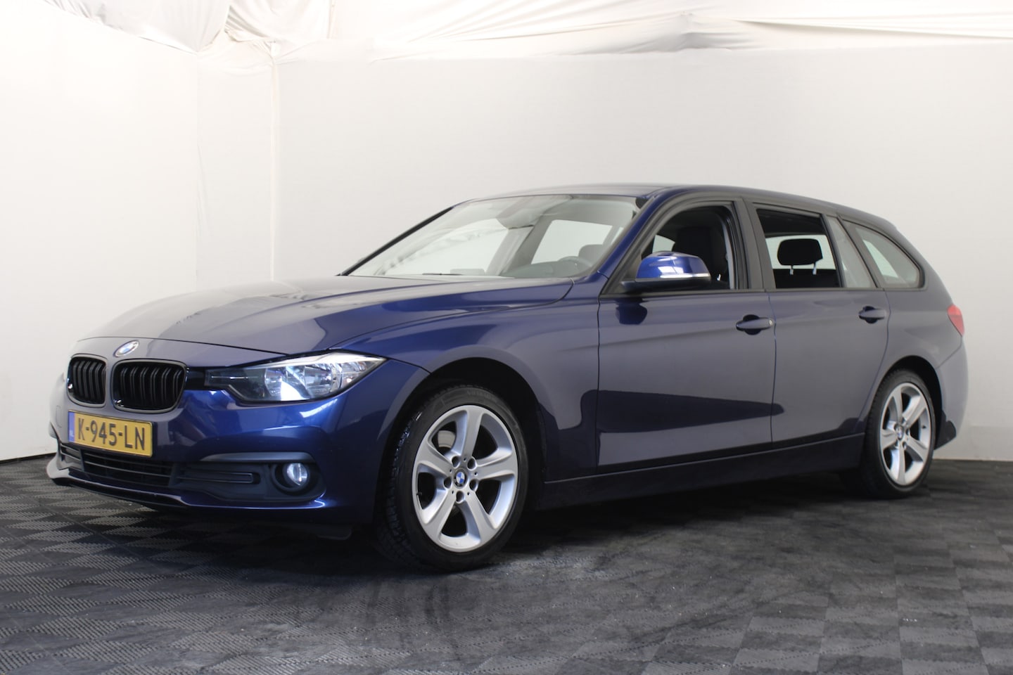 BMW 3-serie Touring - 316d |Navi| - AutoWereld.nl