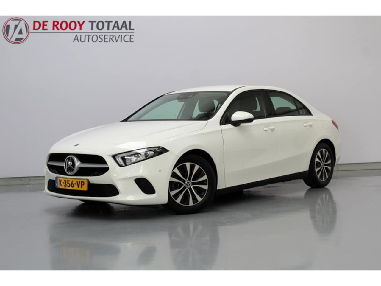 Mercedes-Benz A-klasse - 180 Limousine Business Solution, 1e Eigenaar | BTW-AUTO | AUTOMAAT | NAVI | CRUISE - AutoWereld.nl
