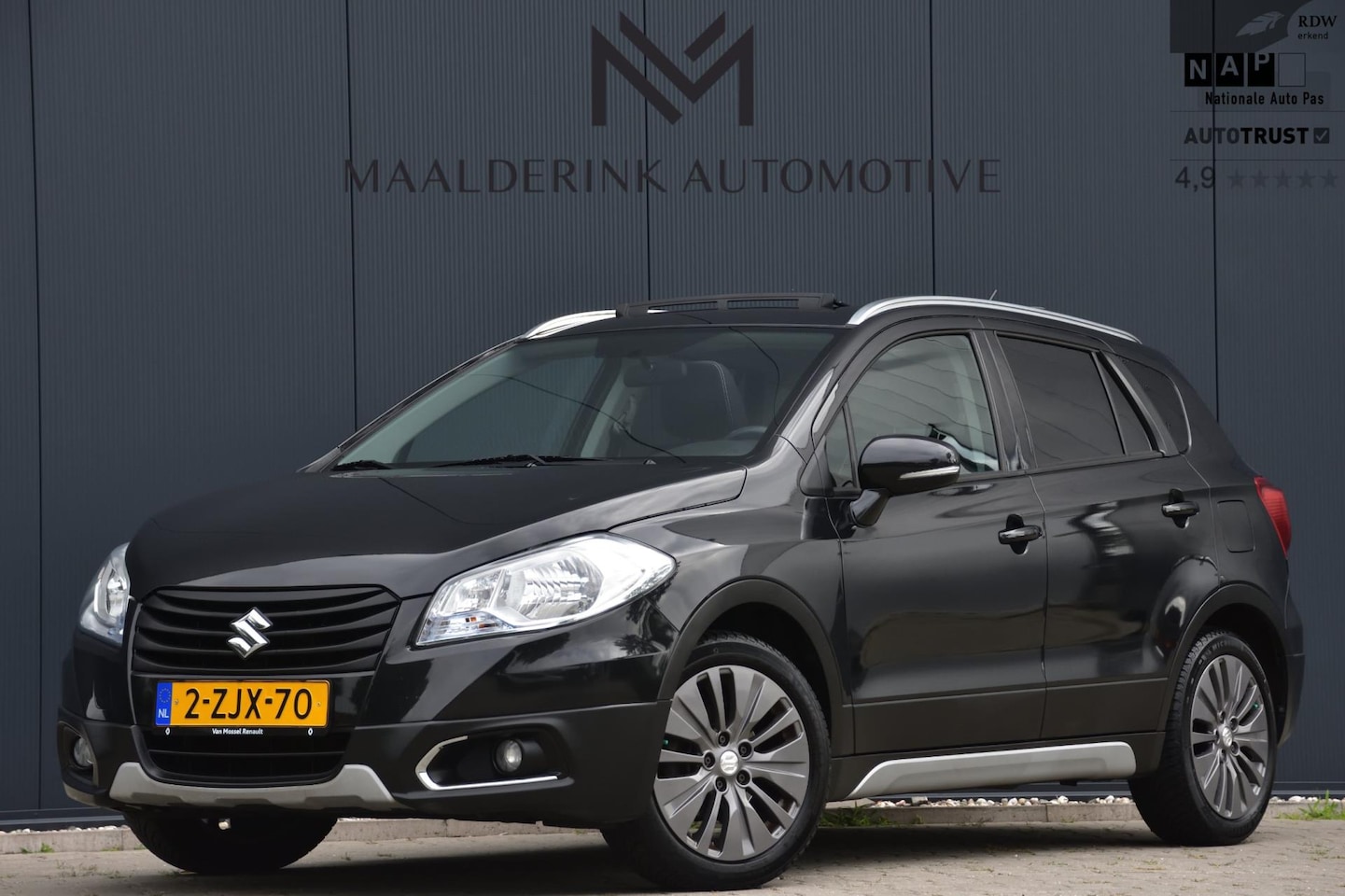 Suzuki SX4 S-Cross - 1.6 Exclusive NAP, 2e eig., Panodak, Trekhaak, Stoelverwarming, Keyless - AutoWereld.nl