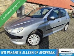 Peugeot 206 - 1.4 Gentry