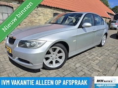 BMW 3-serie - 318i Edition lees tekst