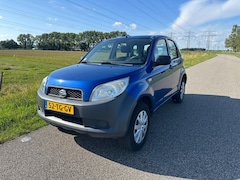Daihatsu Terios - 1.5-16v Explore 2WD AIRCO | TREKHAAK | ONDERHOUDSBOEKJE