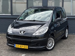Peugeot 1007 - 1.4 Urban |Nieuwe APK |Elek.Deuren |Stuurbkr |NAP