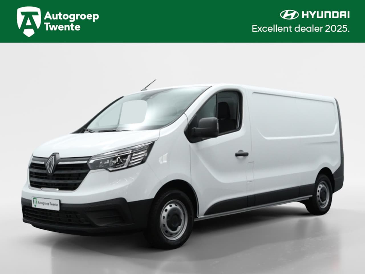 Renault Trafic - 2.0 dCi T30 L2H1 Comfort | PDC v+a | Navi | Camera | Cruise - AutoWereld.nl