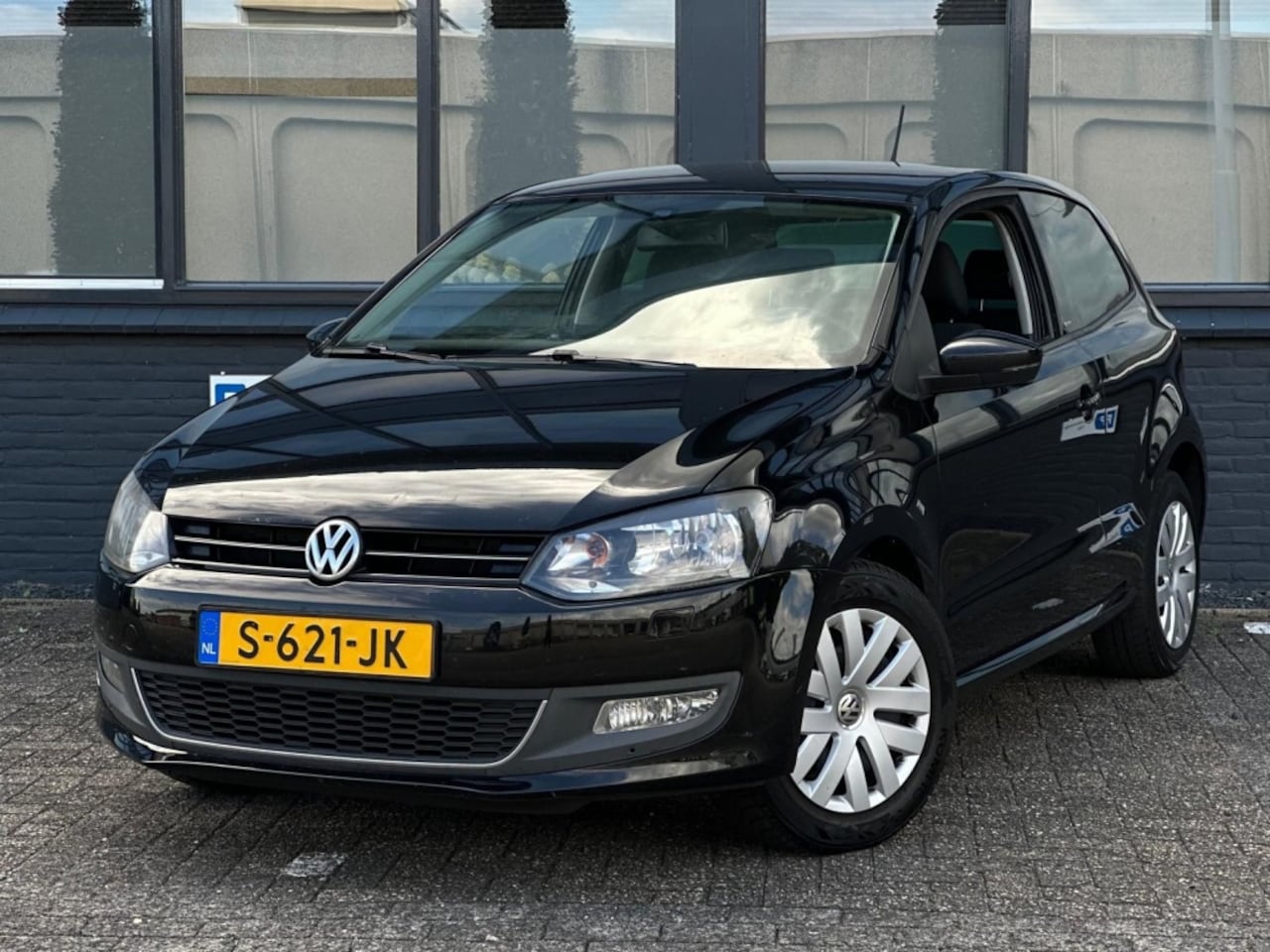 Volkswagen Polo - 1.2 Easyline |Airco |Nieuwe APK |Stuurbkr | - AutoWereld.nl