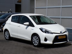 Toyota Yaris - 1.5 Full Hybrid Aspiration|Navi|Cruise|Camera