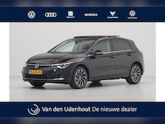 Volkswagen Golf - 1.4 eHybrid 204pk Panorama Navi via app Camera Side assist 338