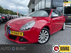 Alfa Romeo Giulietta - 1.4 T Business | Automaat | Trekhaak | Stoel Verwarming | Panorama | PDC | Cruise | Airco