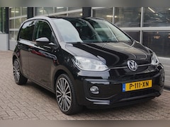 Volkswagen Golf - 1.4 TSI Business Edition Trekhaak/Navi/Camera