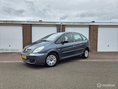 Citroën Xsara Picasso - 1.6i-16V Tweede eigenaar / Airco/ Trekhaak / Cruisecontrol/ Nieuwe Koppeling