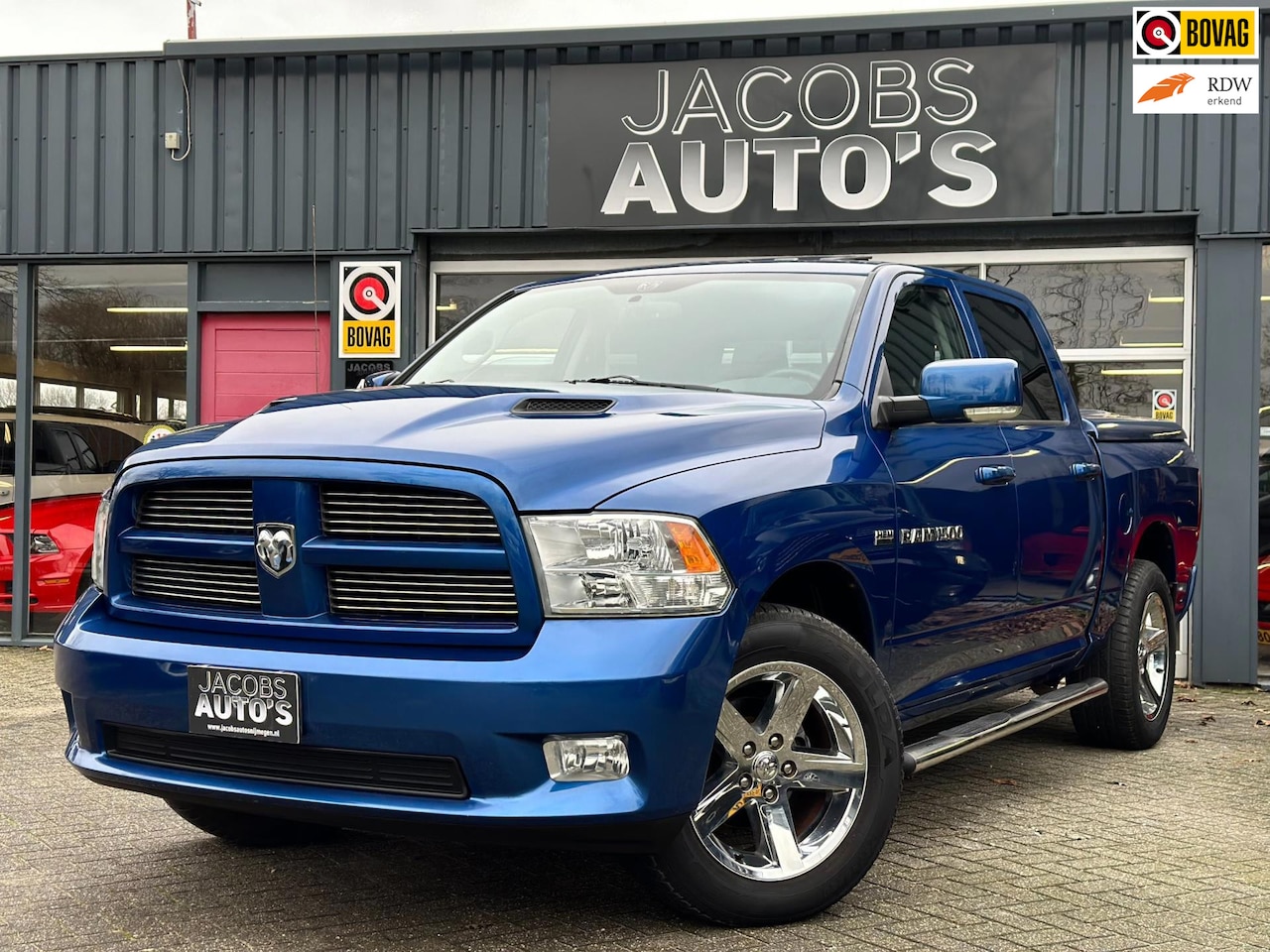 Dodge Ram 1500 - 5.7 V8 4x4 Crew Cab 6'4 5.7 V8 4x4 CrewCab 6'4 - AutoWereld.nl