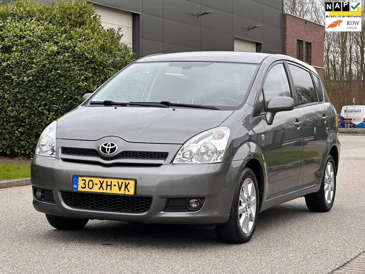 Toyota Verso - 1.8 VVT-i Dynamic Navigatie*Clima*NAP*LM velgen*Parkeersensoren*Nieuwe koppeling* - AutoWereld.nl