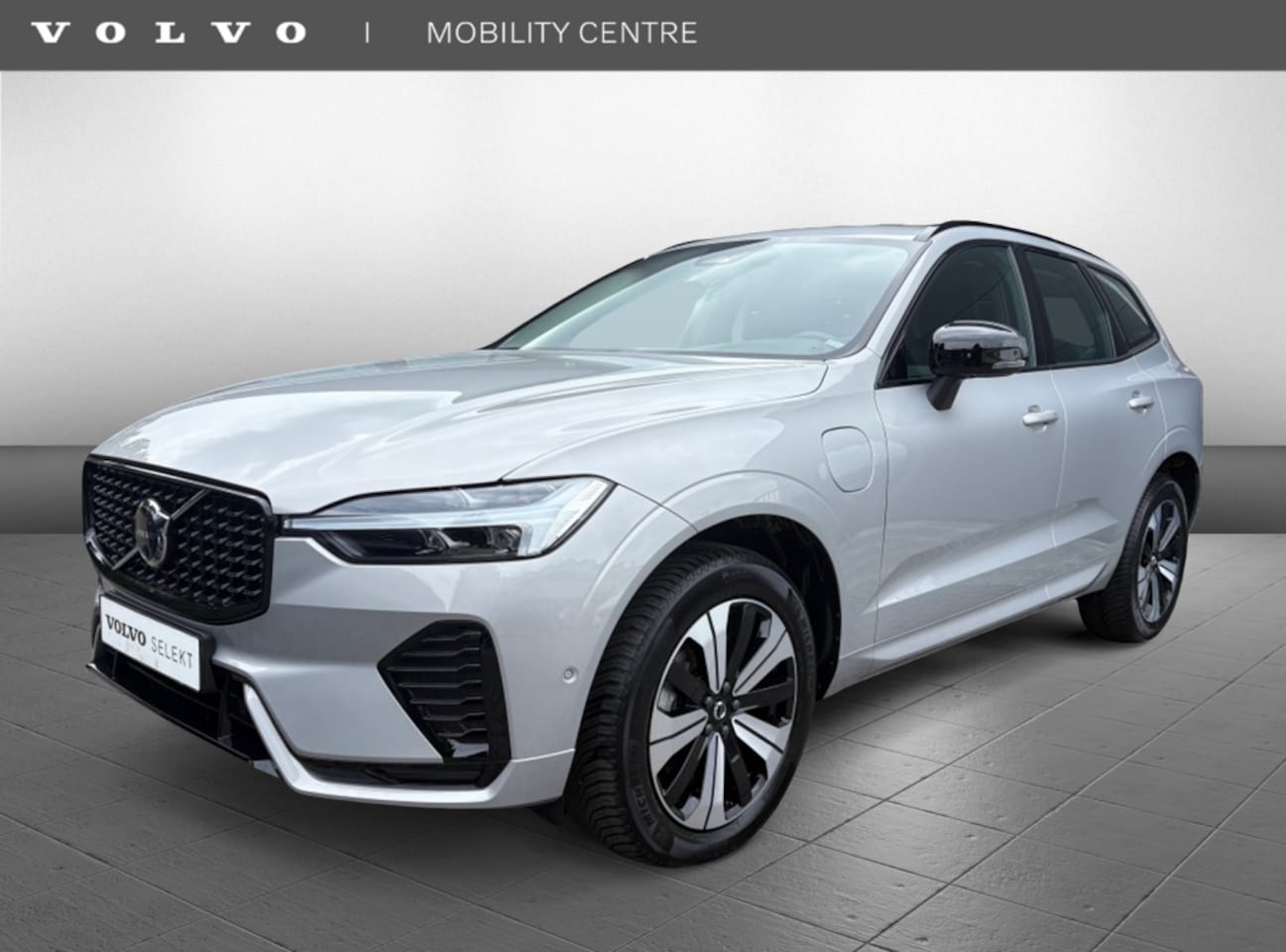 Volvo XC60 - 2.0 T6 AWD Plus Dark | 360-camera | Trekhaak | BLIS - AutoWereld.nl