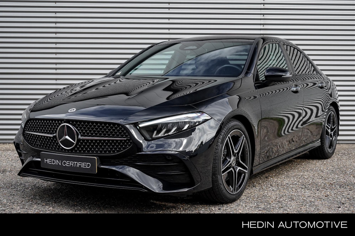 Mercedes-Benz A-klasse - 180 AMG Line / Nederlandse Auto / Eerste eigenaar / Burmester Audio / Adaptieve Cruise Con - AutoWereld.nl