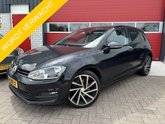 Volkswagen Golf - 1.4 TSI Highline AUTOMAAT / TREKHAAK / NAVI / CLIMA / PDC / STOELVERW / CRUISE