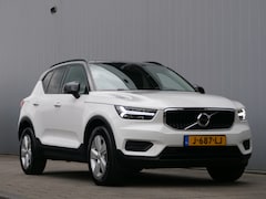 Volvo XC40 - 1.5 T3 157 PK Navigatie / Camera / PDC / Stoelverwarming