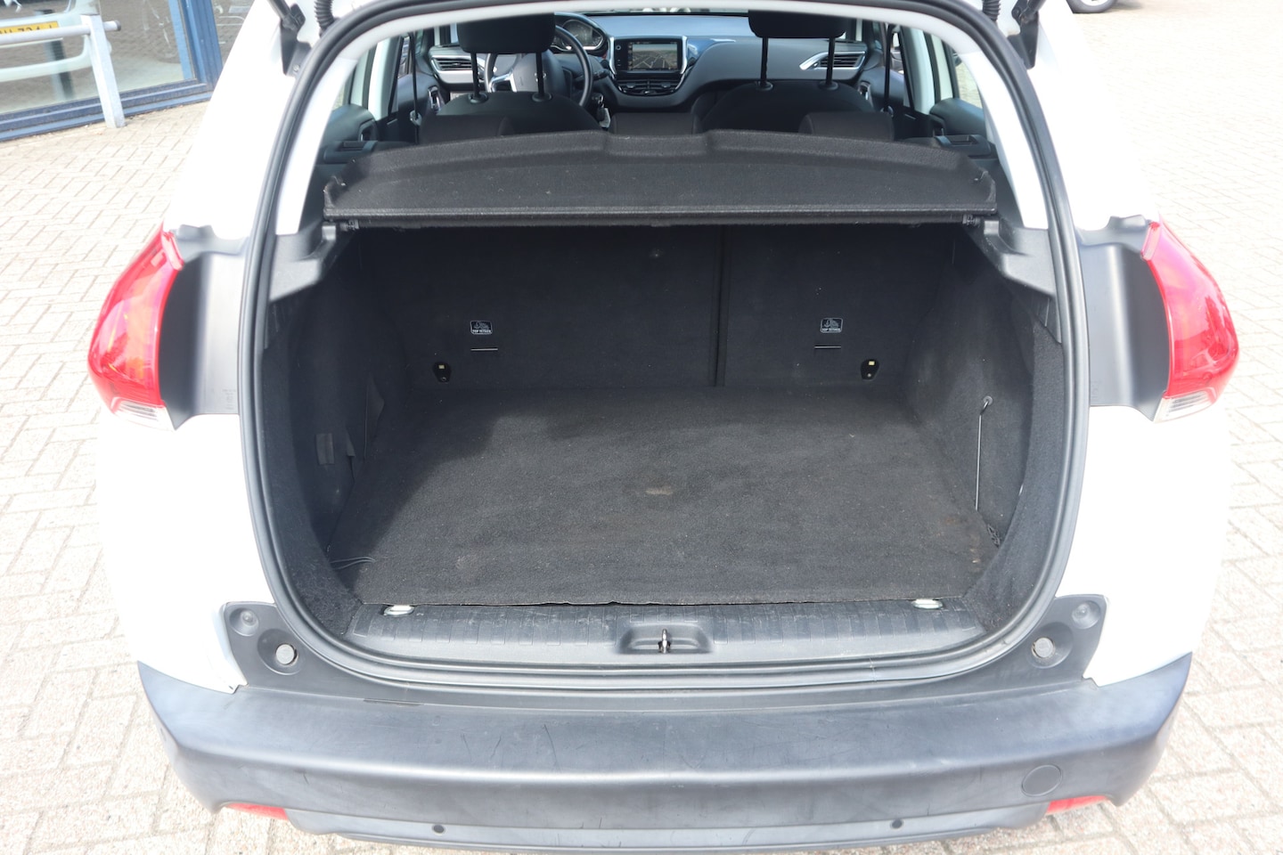 Peugeot 2008 - 1.2 PureTech Blue Lion | Nieuw Binnen! | Airco | Cruise | - AutoWereld.nl