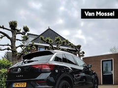 Volkswagen T-Roc - 1.5 TSI Sport | Navigatie | Adaptive Cruise Control | Panoramadak | Climate Control | Stoe