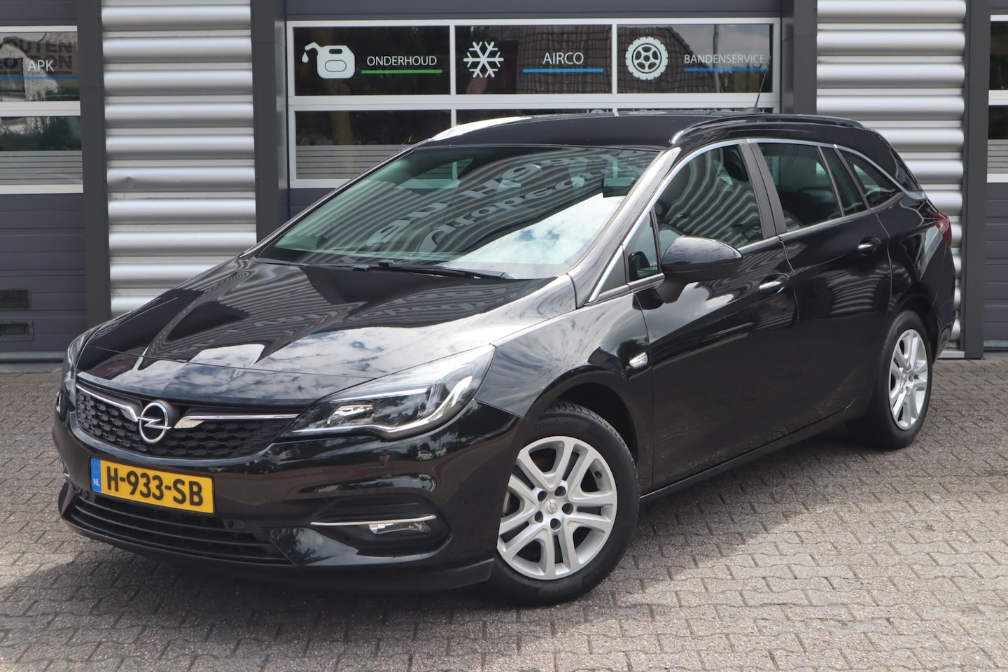 Opel Astra Sports Tourer - 1.2 Launch Edition 1.2 Launch Edition - AutoWereld.nl