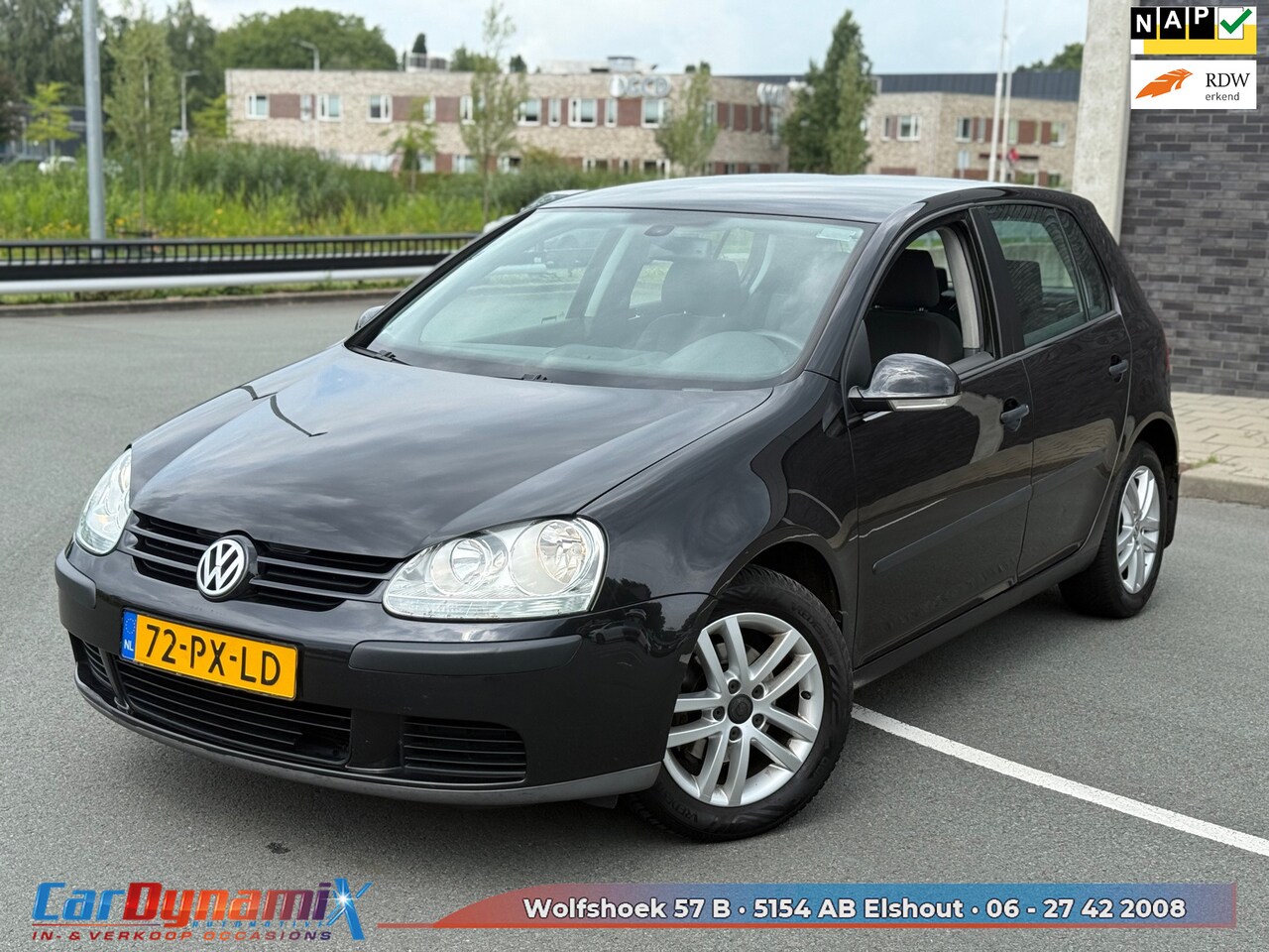 Volkswagen Golf - 1.6 FSI Comfortline // AIRCO // KETTING GEDAAN // TREKHAAK // LMV // ONDERHOUD AANWEZIG - AutoWereld.nl