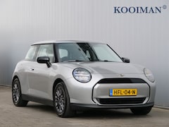 MINI Cooper - E Essential XS 40.7 kWh Automaat Navigatie / LED / 17 Inch