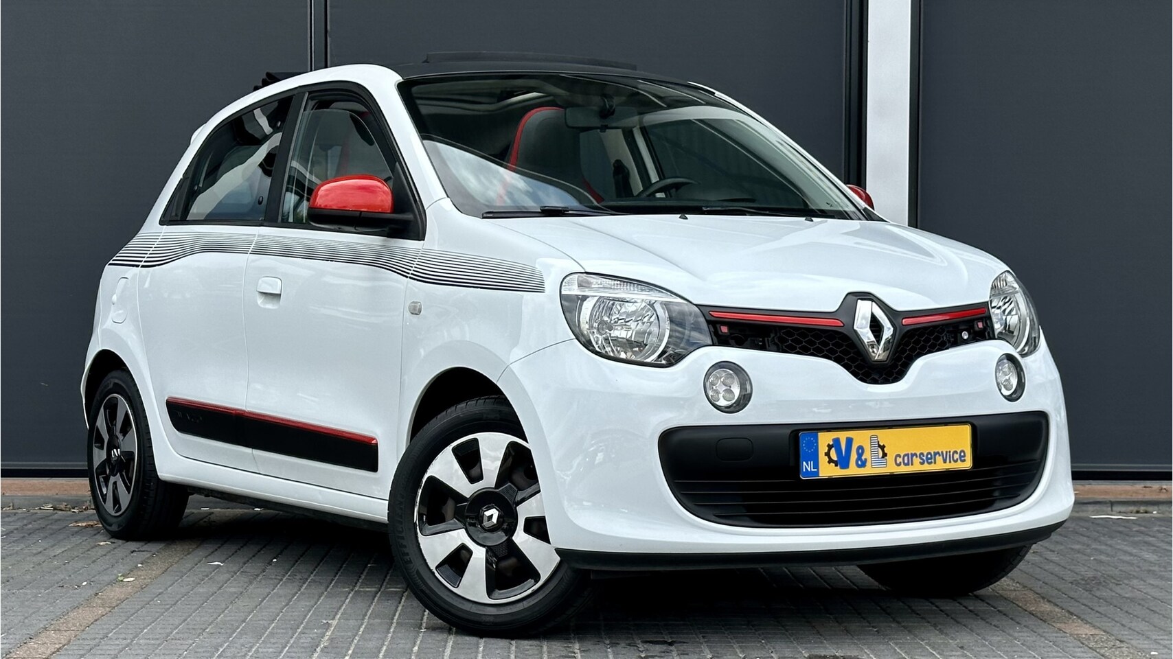 Renault Twingo - 1.0 SCe Collection / CABRIO / Airco / Cruis / Camera - AutoWereld.nl