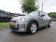 MINI One - 3-Deurs (f56) 1.5 102pk Multi Media AIRCO Xenon/Led NL-Auto