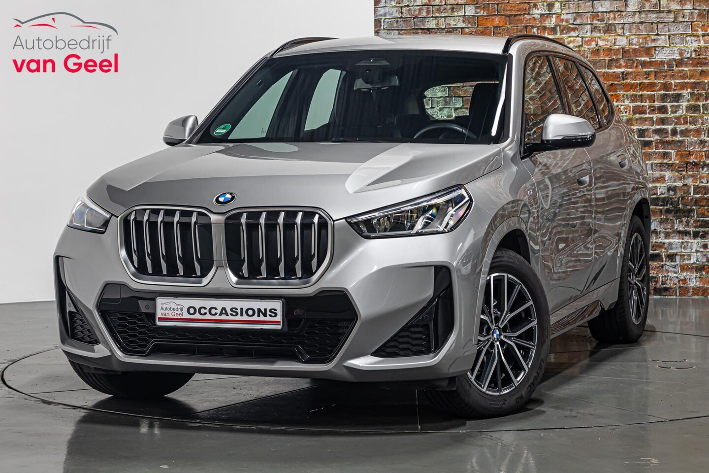 BMW X1 - SDrive18i I M sport I Automaat I - AutoWereld.nl