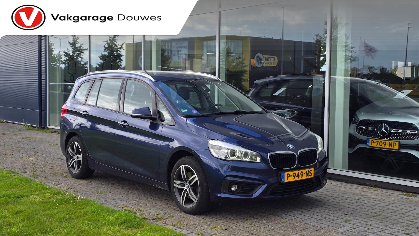BMW 2-serie Gran Tourer - 218i Centennial High Executive 7p. | Automaat | Stoelverwarming | 360° sensoren | Trekhaak - AutoWereld.nl