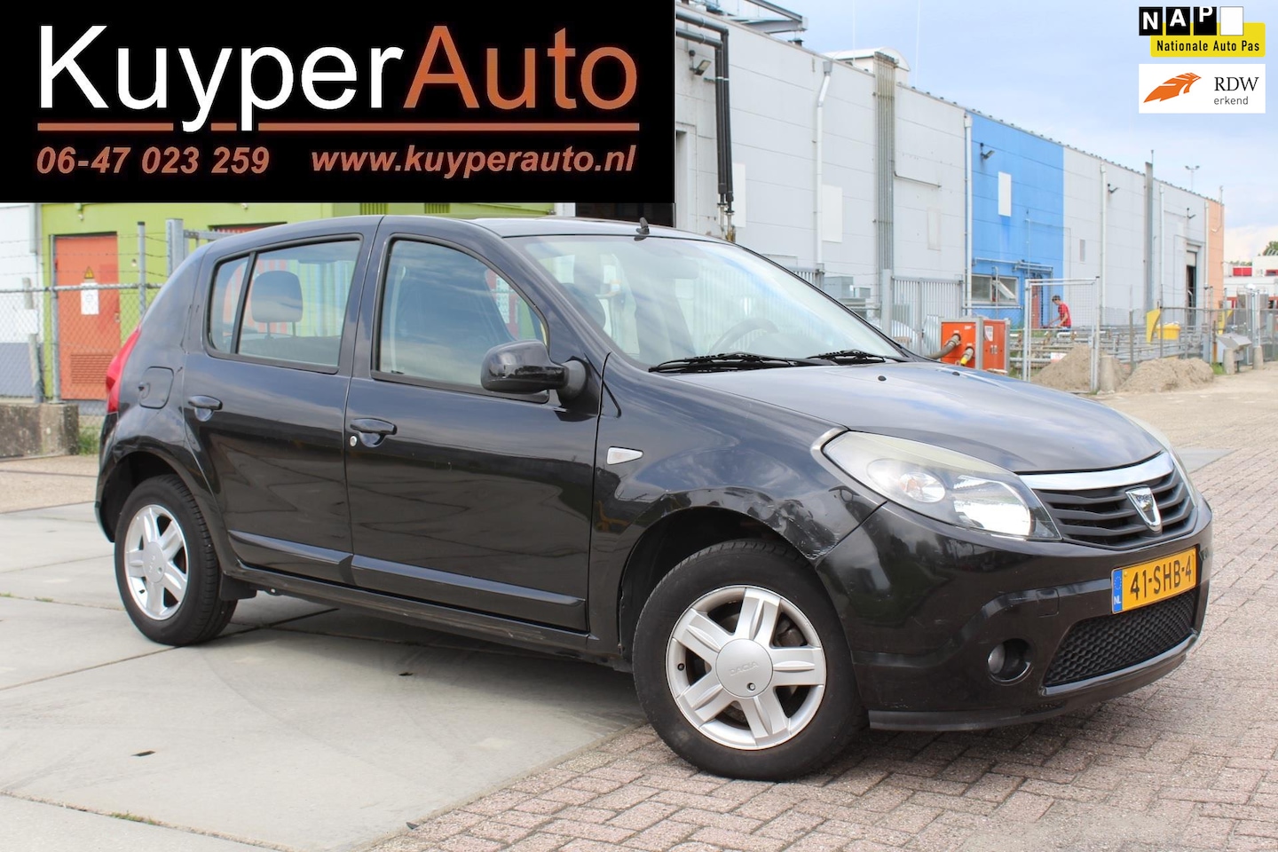 Dacia Sandero - 1.2 Blackline AIRCO TREKHAAK - AutoWereld.nl