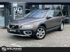 Volvo XC70 - 3.2 Summum Youngtimer | Navi | BLIS | Stoelverw v+a | Xenon