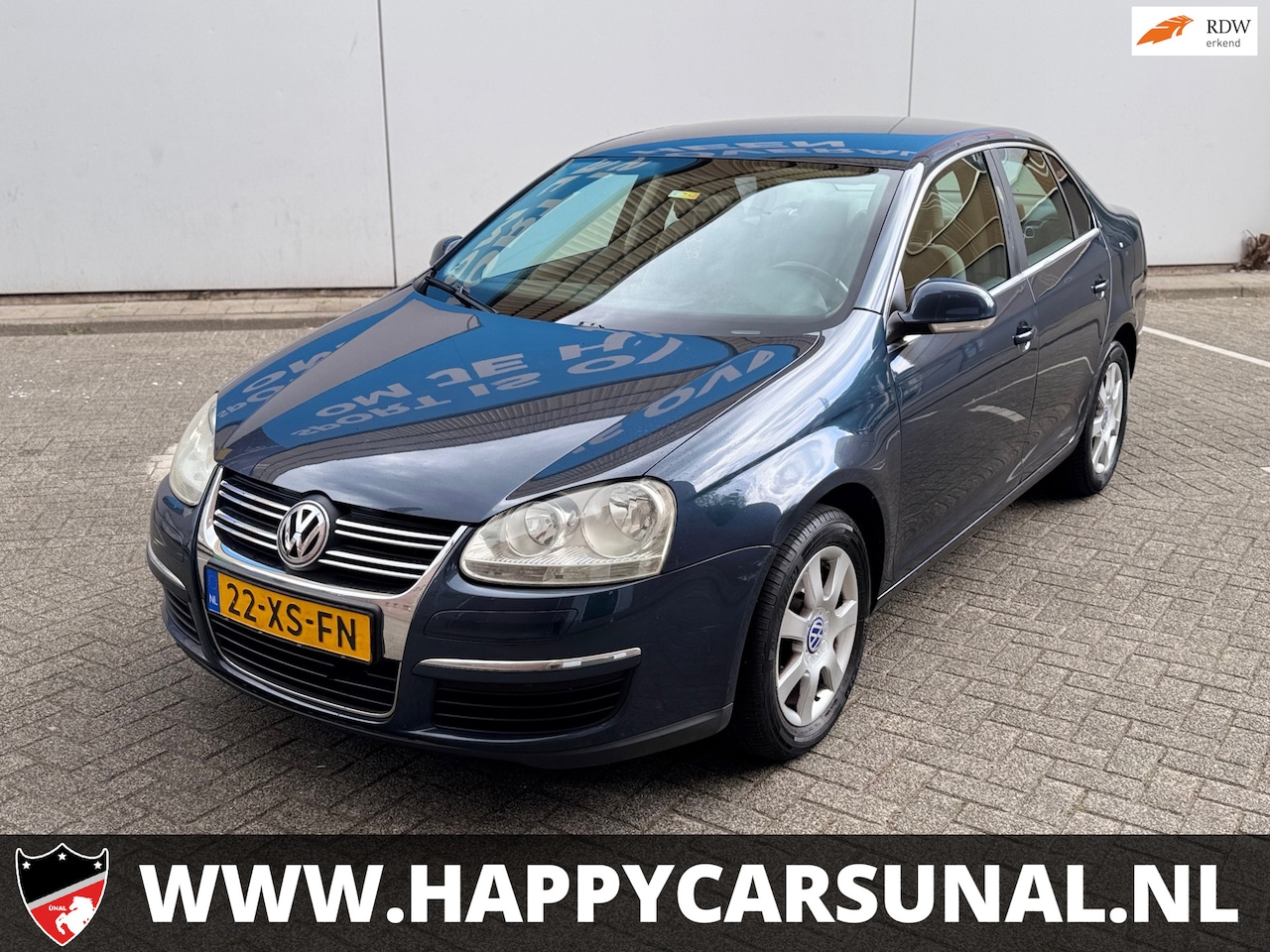 Volkswagen Jetta - 1.6 FSI Comfortline Business 1.6 FSI Comfortline Business, AIRCO, NAVI, NIEUWE APK - AutoWereld.nl